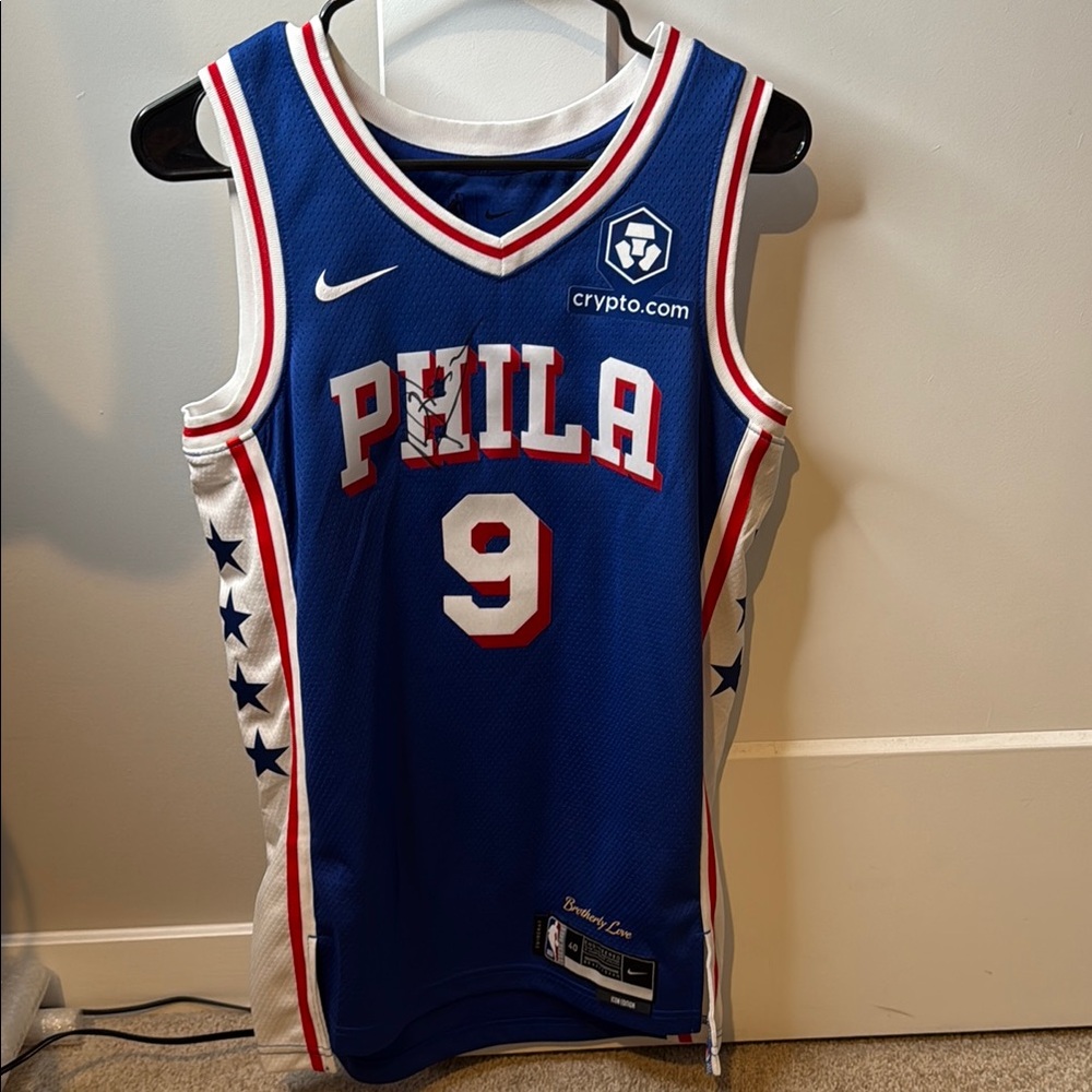 Kelly Oubre Jr's Signed Icon Edition Authentic Jersey